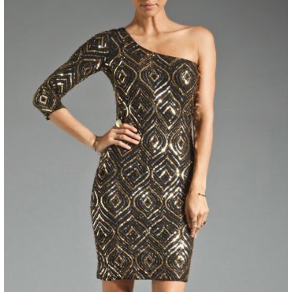 Kristiana One Sleeve Sequin Dress in Gold/Silver